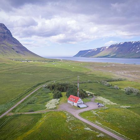 Holt Inn Flateyri Buitenkant foto